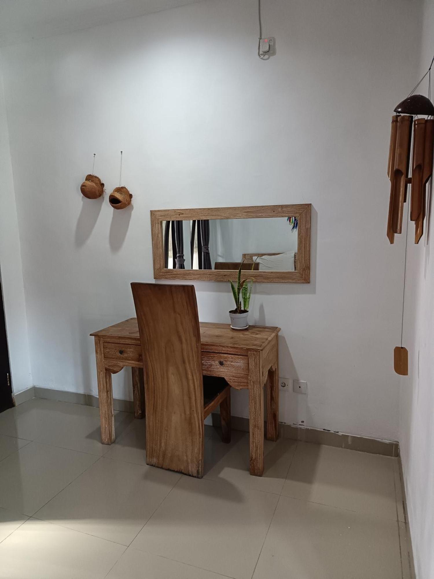 Urban Jungle House Bali Hotel Canggu  Bagian luar foto